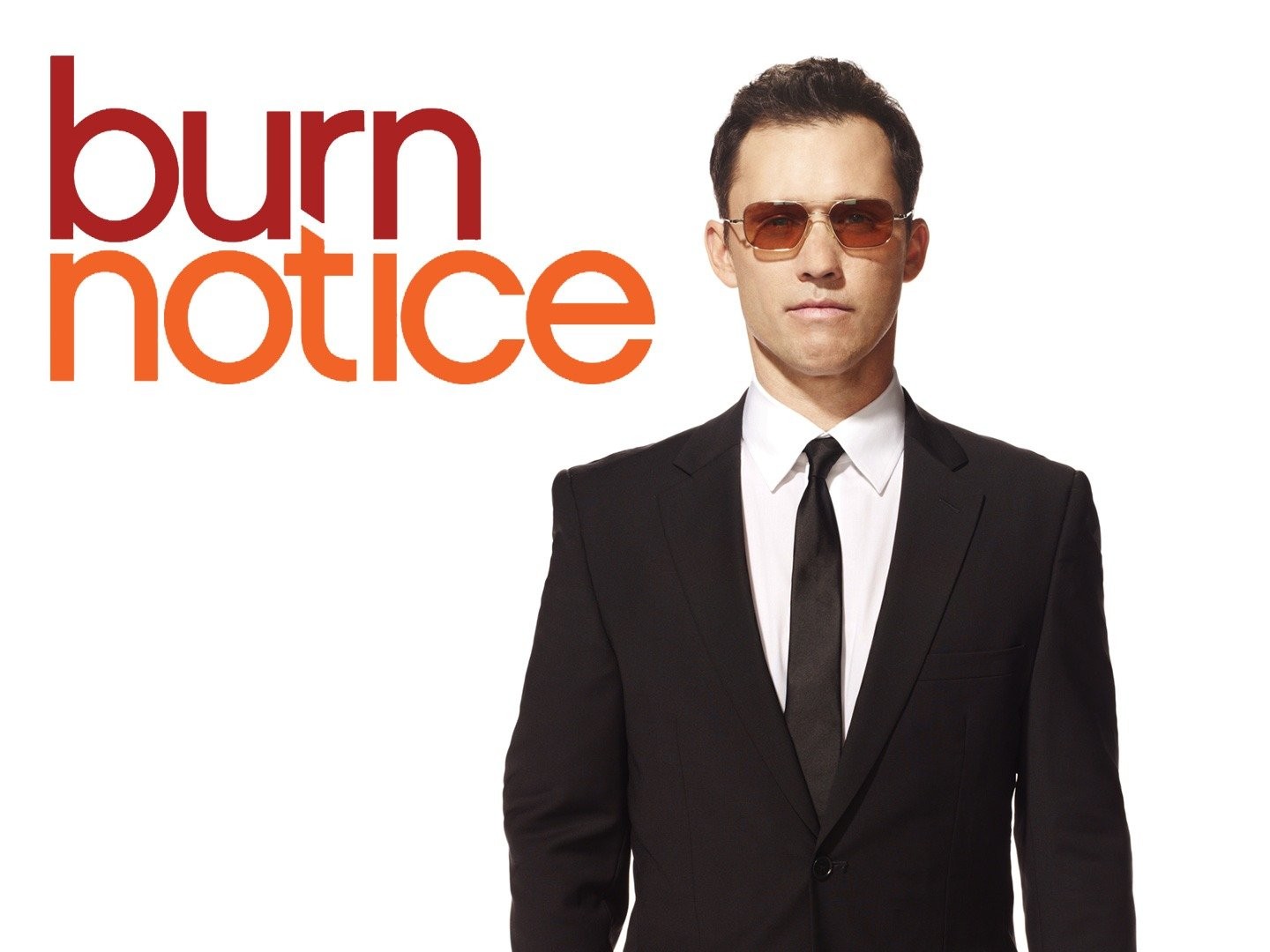 Burn Notice - Season 2 Episode Still | Jeffrey donovan, Square sunglasses  men, Burns